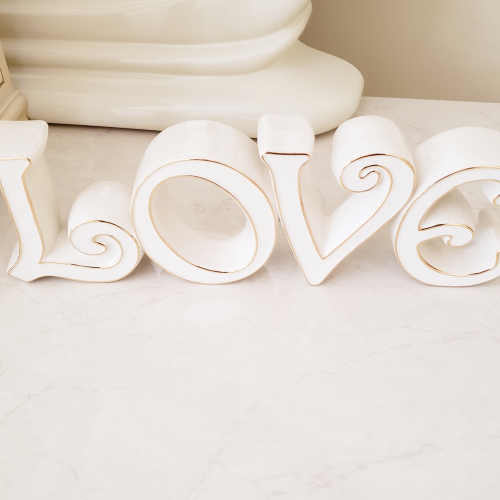 Lenox Expressions LOVE Decor